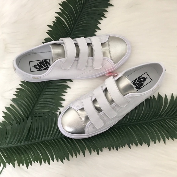 vans white velcro shoes